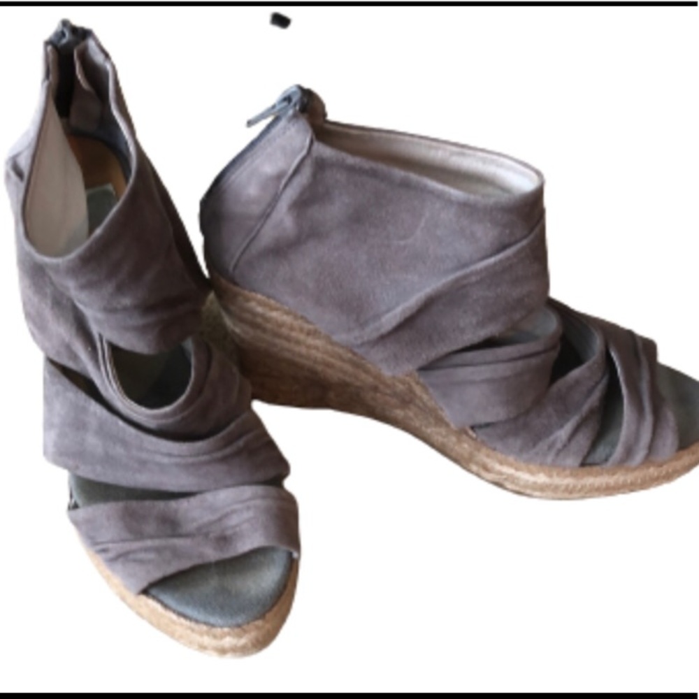 KANNA GRAY SUEDE ESPADRILLE WEDGES • sz 37
